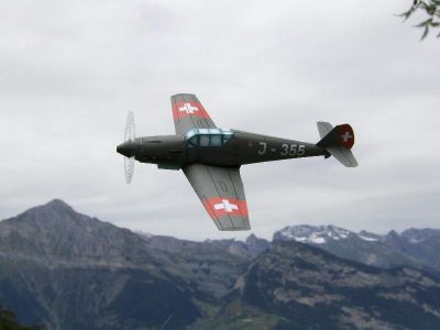 couleurs aprÃ¨s guerre.
http://avions-papier.heb3.org/
