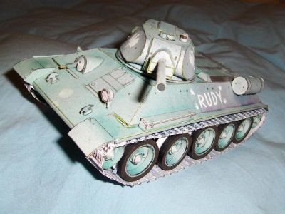 T-34 Polonais
Tank Polonais de fabrication Russe

http://avions-papier.heb3.org/

