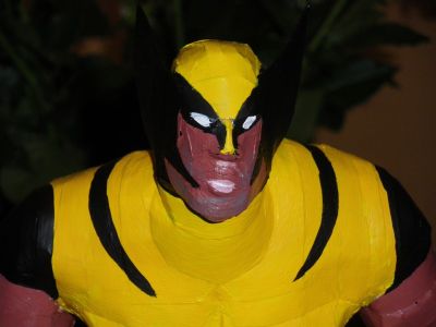 wolverine a une tete... un peu mal faite
