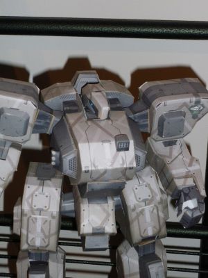 vue de la tete et corps.... du robot
