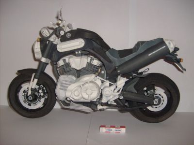 Yamaha MT 01
