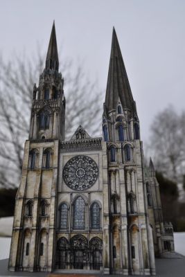 ModÃ¨les Instant Durable rÃ©duit du 1/250 au 1/500
