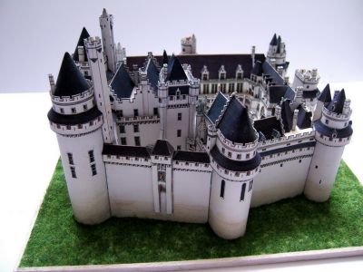 Pierrefond - Instant Durable
