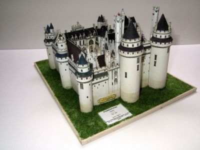 Pierrefond - Instant Durable
