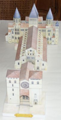 L'abbaye de Cluny (Instant Durable)
Cette abbaye a Ã©tÃ© dÃ©truite lors de la rÃ©volution franÃ§aise.
