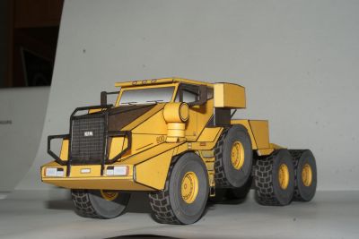 KFM 600 de Oliver Bizer au 1/50Â°
