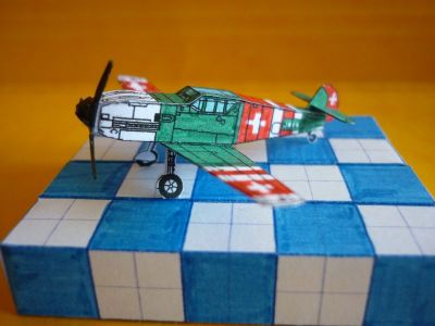 Messerschmitt Bf109E suisse
Bf109E d'Oliver Bizer coloriÃ© aux couleurs suisses. L'hÃ©lice, sa casserole et le train d'atterrissage sont des crÃ©ations perso.
Keywords: olli bf109