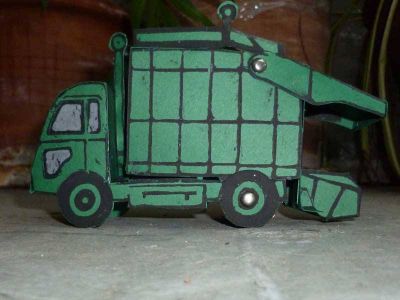 Sita-Rey Loader
maquette en papier rèalisée en gravure sur linoleum 
d´un Sita-Rey-Loader, inspiré du film "le chat" de 1971
