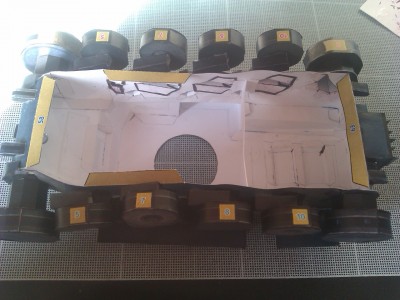 IMAG0124.jpg (326.68 Kio) Vu 11238 fois Détail de l'intérieur de la caisse et de son renfort maison.