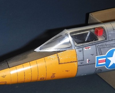 Il n'était pas bien ajusté, je pense que c'est de ma faute.<br /><br />Cordialement,<br />Kurt