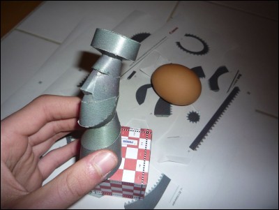 a la moitié du premier colosse<br />ps c'est mes premiers modèles d'architecture ...