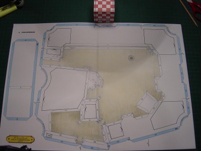 Pierrefonds 1.jpg (103.2 Kio) Vu 10118 fois La cour intérieure et un renfort