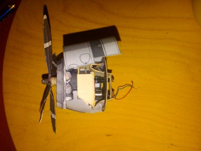 IMG00285-20110708-2354.jpg (484.13 Kio) Vu 5130 fois le nouveau moteur s’intègre parfaitement dans son emplacement