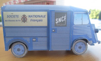 P044 HY SNCF.JPG