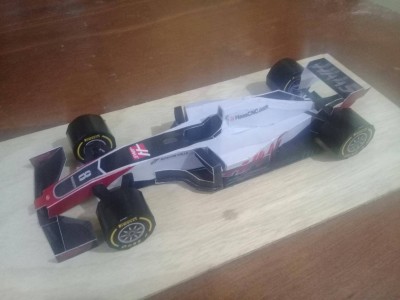 dk2018 haas08 build 20.jpg