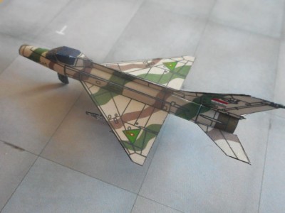 prmodels-cafe-F-7M-iq-05.JPG
