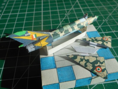cafe-MiG-21bis-in-camo-04.JPG