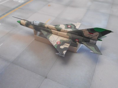 cafe-MiG-21RF-eg-01.JPG