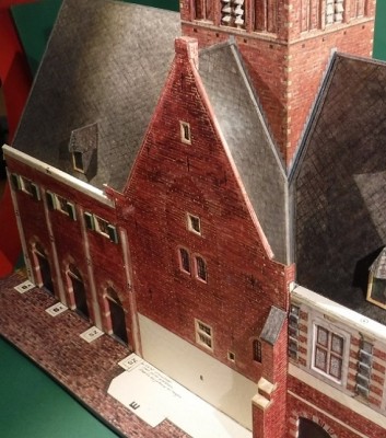 DSCF0421.JPG (245.7 Kio) Vu 4298 fois Ajouter tout le mur avec le toit maintenant, c'est bien !<br /><br />Sincèrement<br />Kurt