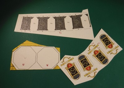 DSCF0008.JPG (242.91 Kio) Vu 3535 fois A l'étage supérieur avec les horloges, les cadres U+V sont doublés...