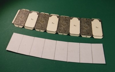 DSCF0019.JPG (195.69 Kio) Vu 3527 fois ... préparez d'abord les renforts en carton de 1 mm.