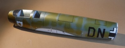 ...assemblé et connecté au fuselage.<br /><br />Sincèrement<br />Kurt