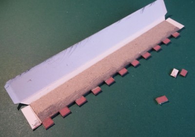 DSCF0017.JPG (160.74 Kio) Vu 2118 fois ... après avoir renforcé les créneaux découpés ...