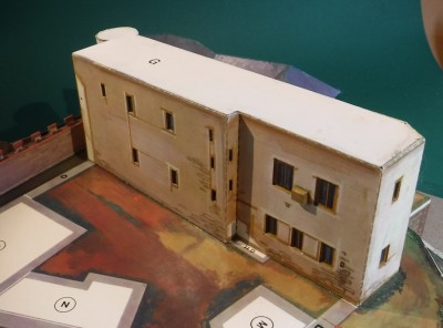 DSCF0115.JPG (173.9 Kio) Vu 2008 fois Avec les Pallas nous sommes arrivés à l'intérieur du château...