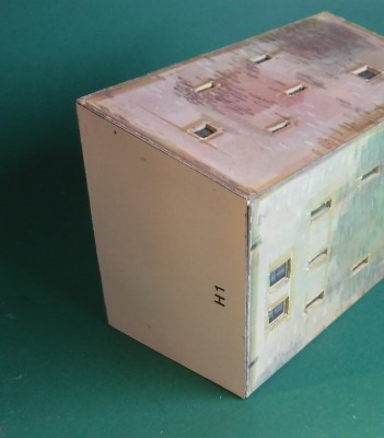 DSCF0006 (2).JPG (101.98 Kio) Vu 1868 fois ...coller par dessus et insérer le renfort de 1 mm par l'intérieur<br /><br />Sincèrement<br />Kurt