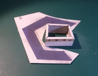 DSCF0013 (2).JPG (124.6 Kio) Vu 1808 fois ...processus et toit H4 suit...