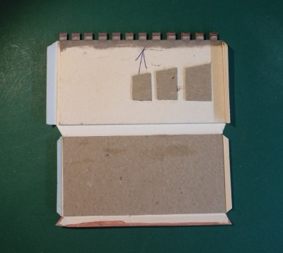 DSCF0024.JPG (143.33 Kio) Vu 1712 fois ... fenêtres et créneaux modifiés...