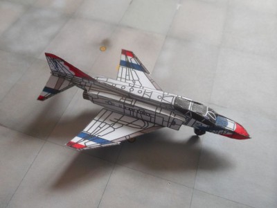 r&p-F-4E-thunderbirds-testbuild1-01.JPG (129.27 Kio) Vu 4980 fois F-4E Thunderbirds