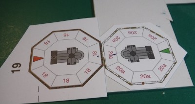 Séparez la pièce 19, renforcez-la avec du carton 1 mm...