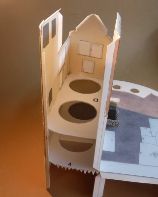 DSCF0155.JPG (95.41 Kio) Vu 2959 fois ...un faux plafond est installé pour la stabilisation.<br /><br />Cordialement<br />Kurt