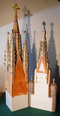 DSCF0055.JPG (113.61 Kio) Vu 564 fois La nef et le chœur sont désormais achevés après 52 ans (heures) de construction…