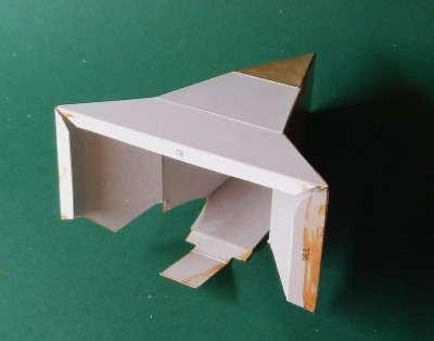 DSCF0269.JPG (162.29 Kio) Vu 294 fois … fixé et maintenant toute la toiture est renforcée intérieurement…