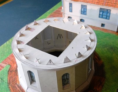 ... poser le faux-plafond sur la base de la tour.<br /><br />Cordialement<br />Kurt