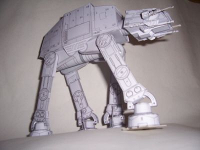 at-at
les fans de starwars l'auront reconnu... Le modÃ¨le est trÃ¨s rÃ©aliste

