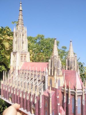 cathÃ©drale d'Ulm
Une trÃ¨s belle maquette de chez schreiber au 1/300 Ã¨me  avec beaucoup de dÃ©tails au niveau de la flÃ¨che.
