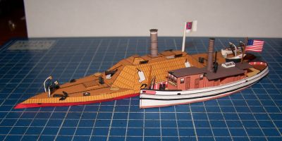 CSS Albermarle & USS Clyde
Deux navires de chez MM Papermodels - Civil War Papercraft.
Le CSS Albermarle dÃ©jÃ  vu sur cette galerie, et l'USS Clyde, un Tugboat qui accompagne l'ironclad USS Lehigh.
Cette vue met bien Ã©vidence le trÃ¨s faible franc-bord de l'Albermarle : tout comme les Monitors, ces ironclads devaient se limiter Ã  Ã©cumer les fleuves et les lacs. En pleine mer, ces bateaux seraient en danger. Par ailleurs, leurs machines Ã©taient souvent sous-dimensionnÃ©es pour le poids des blindages; le qualitÃ©s Ã©volutives Ã©taient trÃ¨s limitÃ©es.
ModÃ¨les au 1:250.
