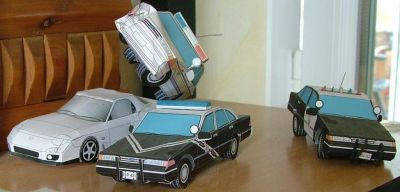 petit diorama police us
Ã§a va faire mal !! 
