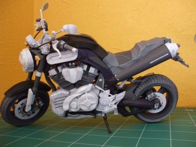 YAMAHA  MT-01
