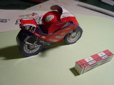 Ducati 851 de Paulh
En papier photo

