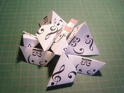 Les PolyÃ¨dres de PEUPLIER
En papier ordinaire (80 g), au format A5.
