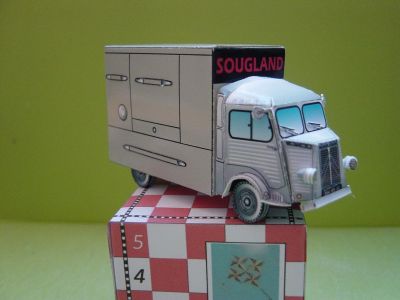 HY Sougland de Camille
En papier photo au 1/66Â°
