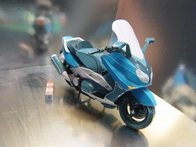 YAMAHA T-MAX
Echelle 1/12Â°
