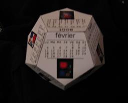 Calendrier avec le logo de la compagnie de mon pÃ¨re modifier pour chacun des mois

Keywords: calendrier
