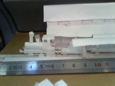 La locomotive
faite comme ca, de tÃªte
