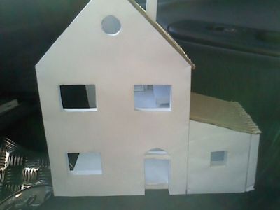 Maison, la facade
reste a monter les porte & les fenÃªtres
