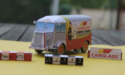 P019 HY Carglass
